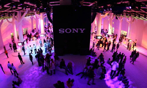 SHOW AREA