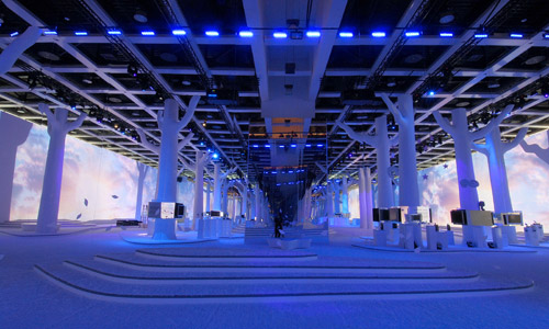 SHOW AREA